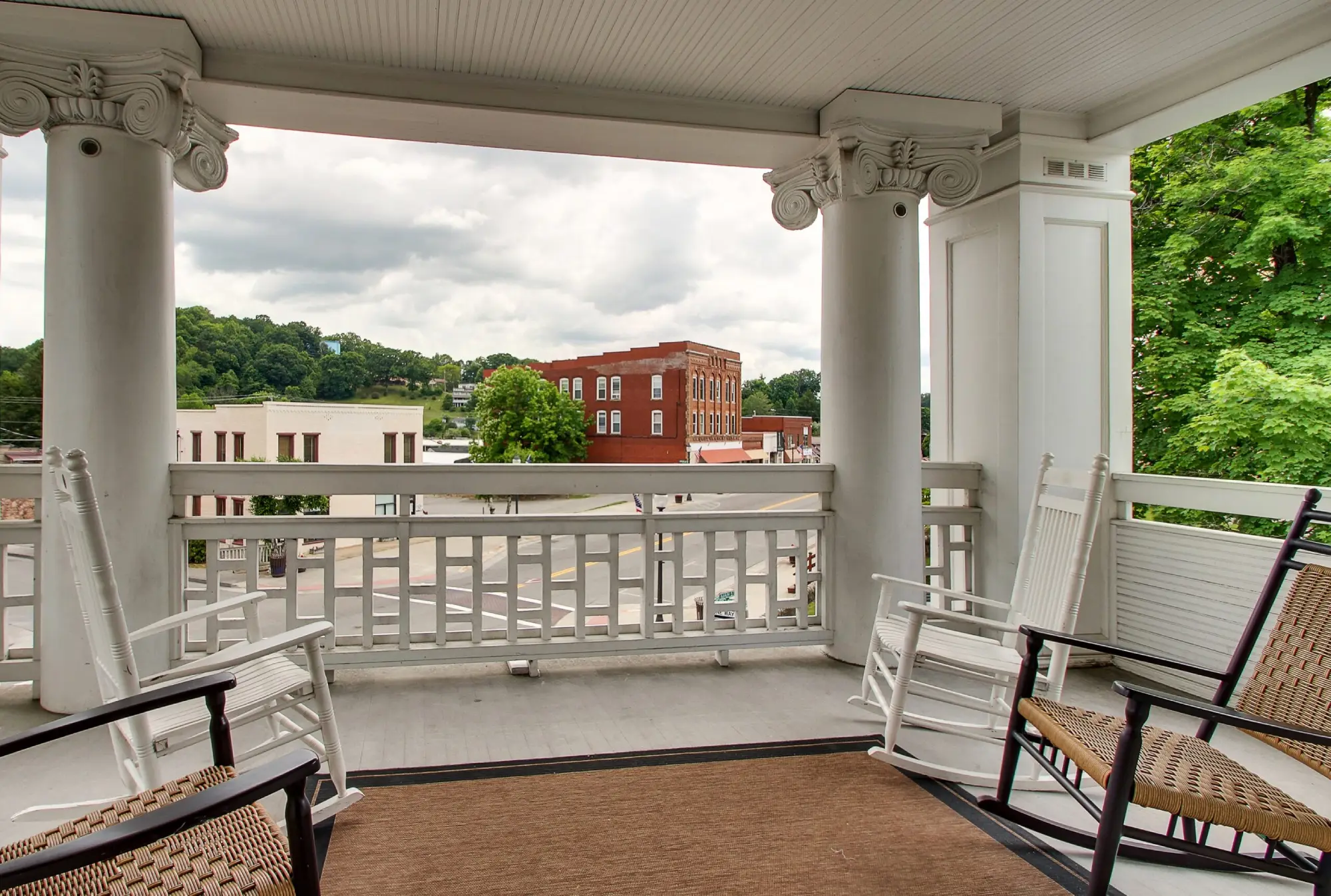 The Inn at Wise - Slide 2 of 5